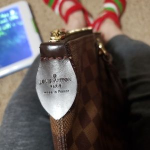 Louis Vuitton Bags - old Lv bag Louis Vuitton Bags - old Lv bag